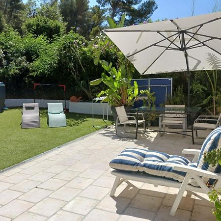 Bois Joli Bed & Breakfast Hyeres Bagian luar foto