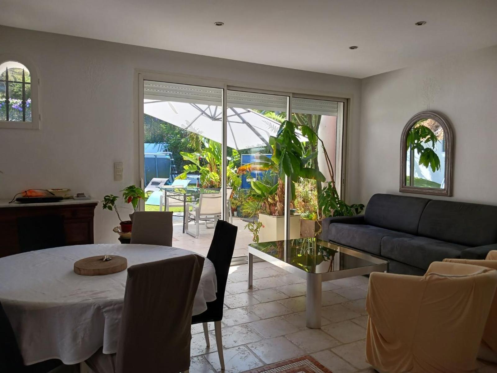 Bois Joli Bed & Breakfast Hyeres Bagian luar foto